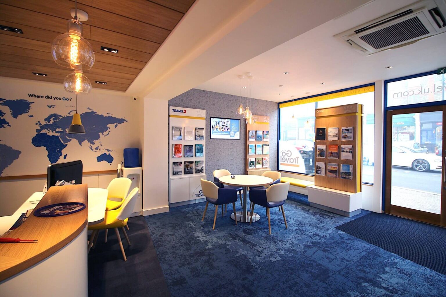 travel office interior design