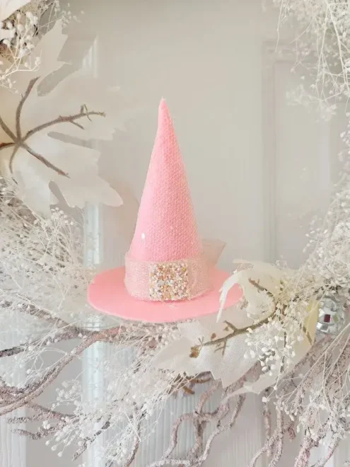 Glamorous Witches’ Hat for Halloween Decoration Idea